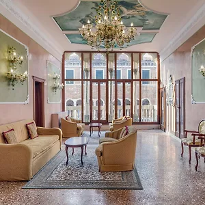 Hotel Pausania, Venice